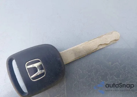 2005 Honda Odyssey Ex-L from USA, damaged, VIN 5FNRL387X5B103470